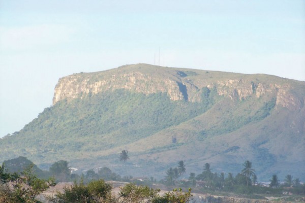 Serra de Itabaiana vista a partir do município de Areia Branca