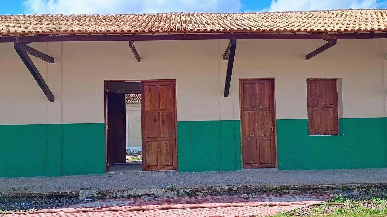 Antiga Estação Ferroviária de Salgado